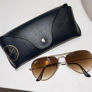 RAY BAN AVIATOR